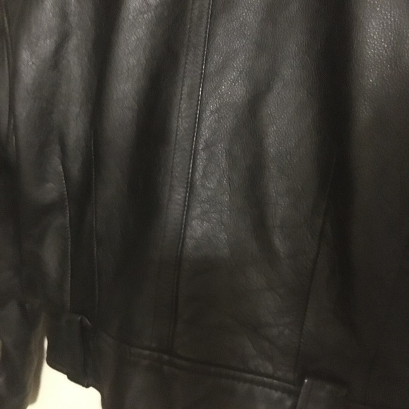 Motorcycle Jacket - Picture 6 of 7